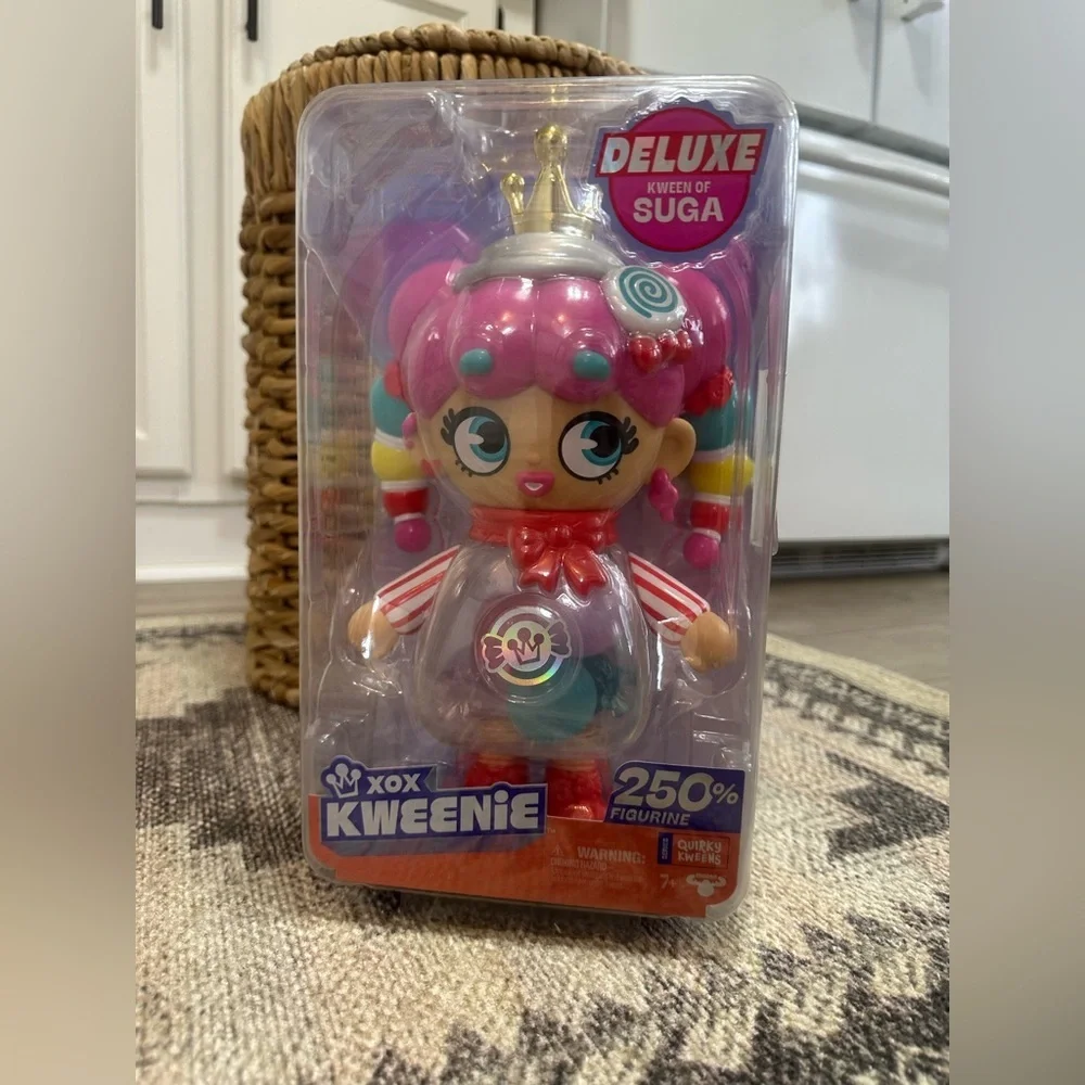 New XOX Kweenie Deluxe Kween of Suga 11